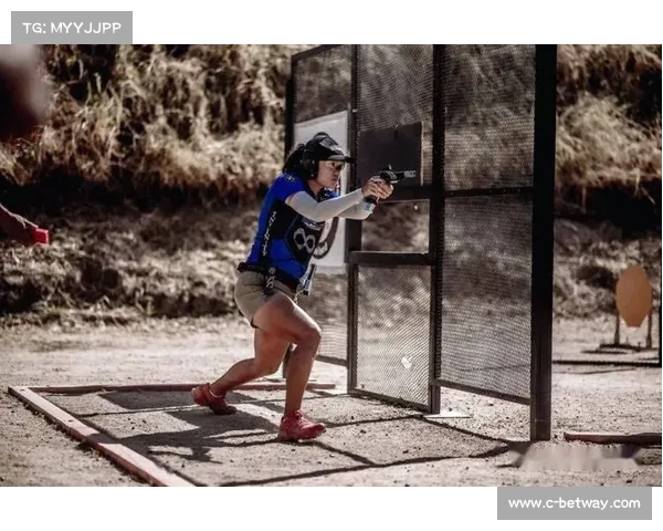 菲律宾因航班延误仅赛前训练一次 球员适应场地状态堪忧